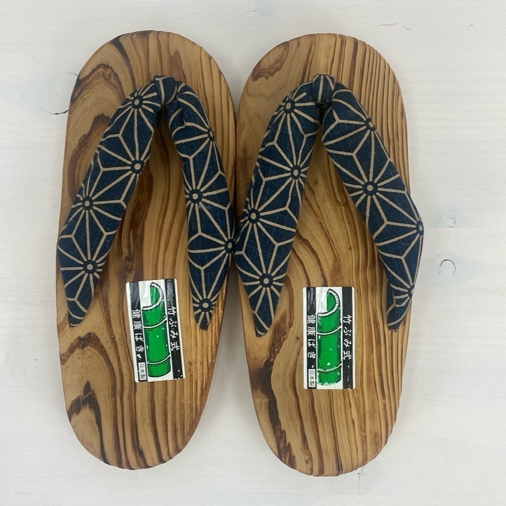 NEW Japanese Wooden Sandals